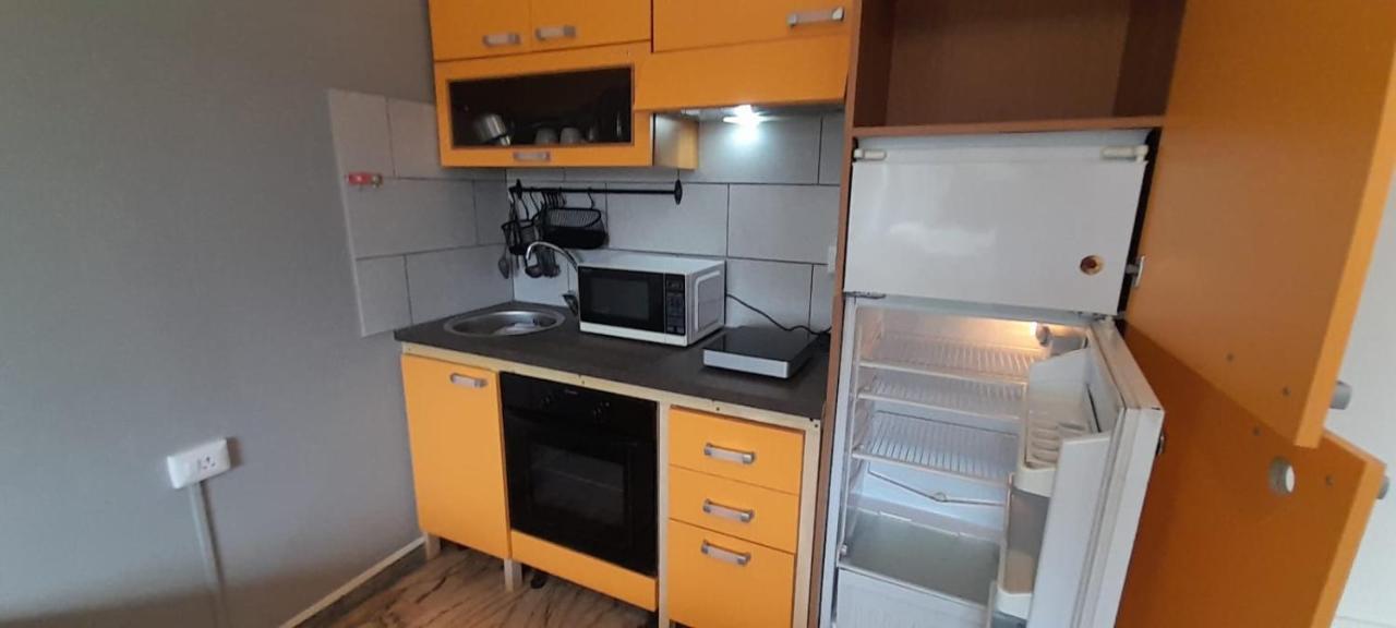 I Feel Orange Hotel Legnano Ngoại thất bức ảnh